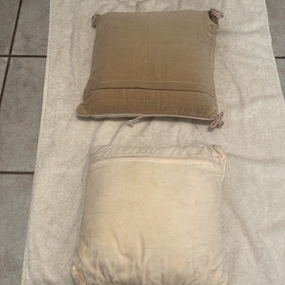 Vintage needlepoint wool pillows bundle - Picture 7 of 12